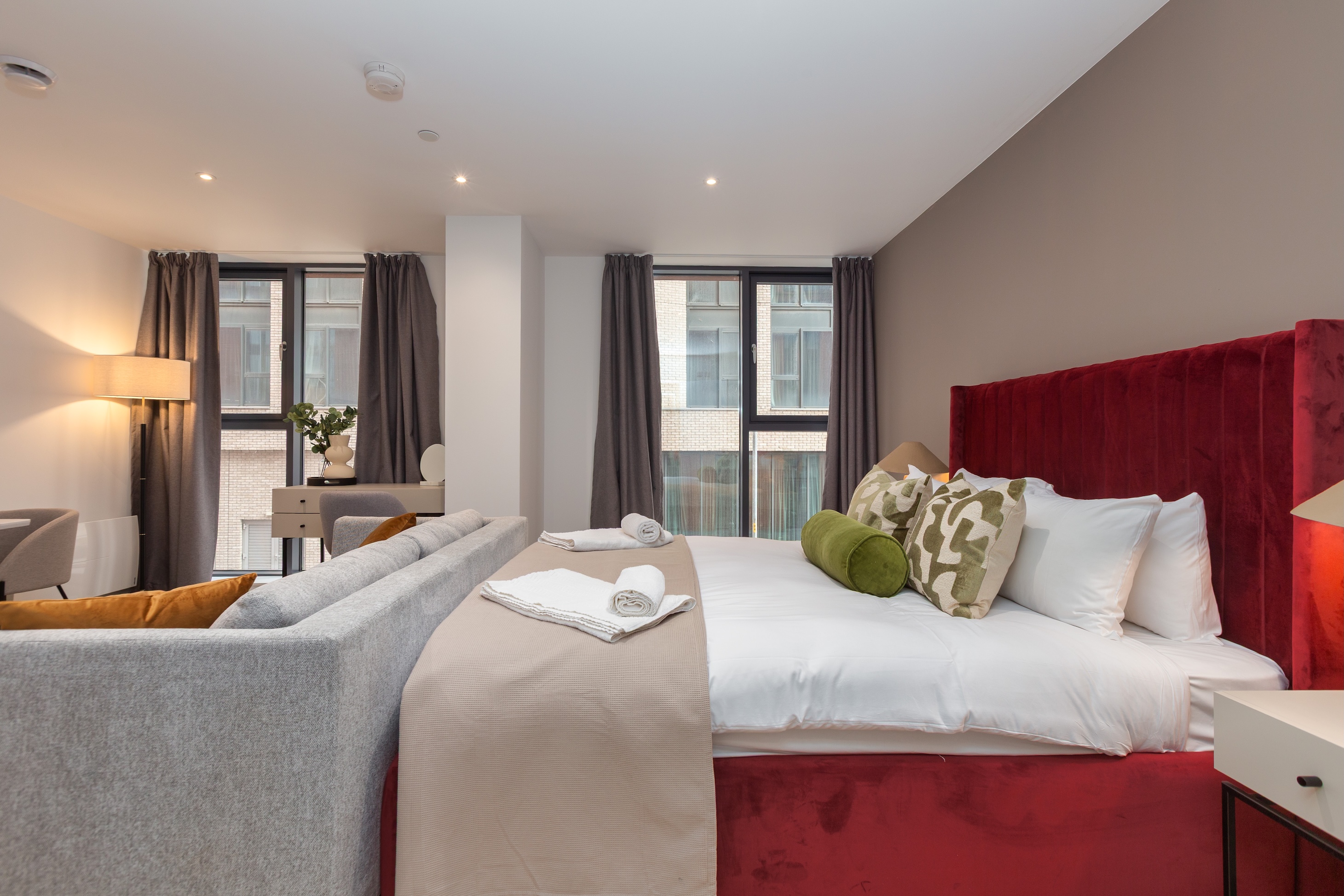 Bedroom Suite Apartment 1